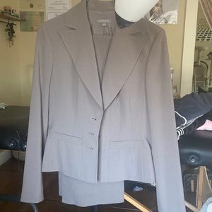 Ann Taylor taupe pant suit